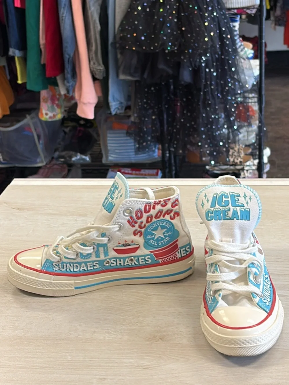 Converse Kids High-Top Sneakers in Cream, Blue & Red - Ice Cream Motif